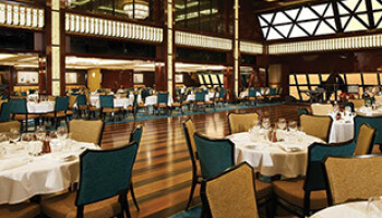 1548636780.7969_r362_Norwegian Cruise Line Norwegian Breakaway Interior The Manhattan Room.jpg